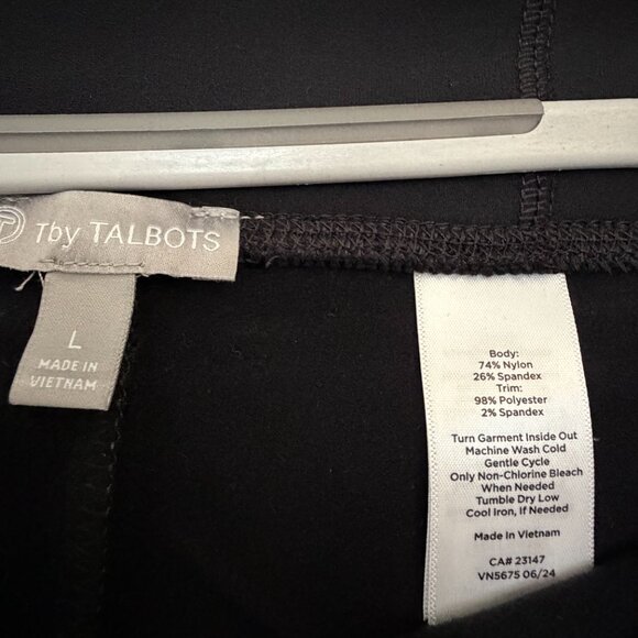 Talbots Fleeceback Leggings - Diamond Geo Jacquard - Picture 2 of 5